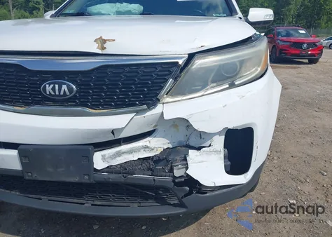 2015 Kia Sorento Lx из США, поврежденный, VIN 5XYKTCA67FG594643